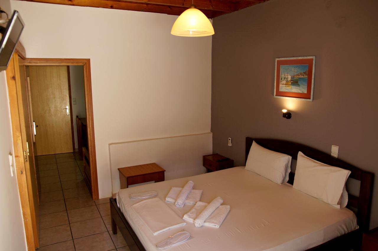 Madares Hotel ลูโตร ภายนอก รูปภาพ